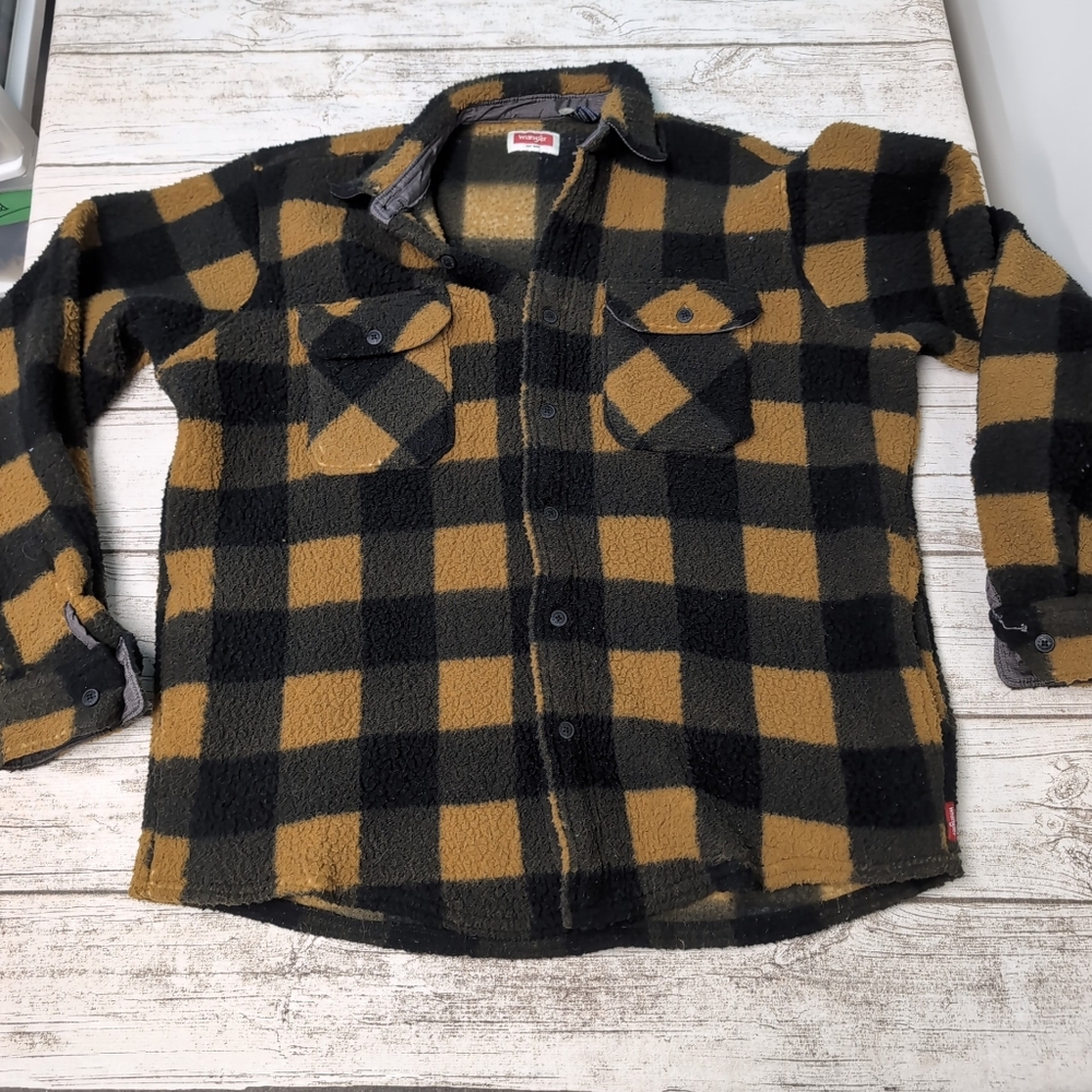 Wrangler Plaid Button Up Fleece Shirt Men Size Large